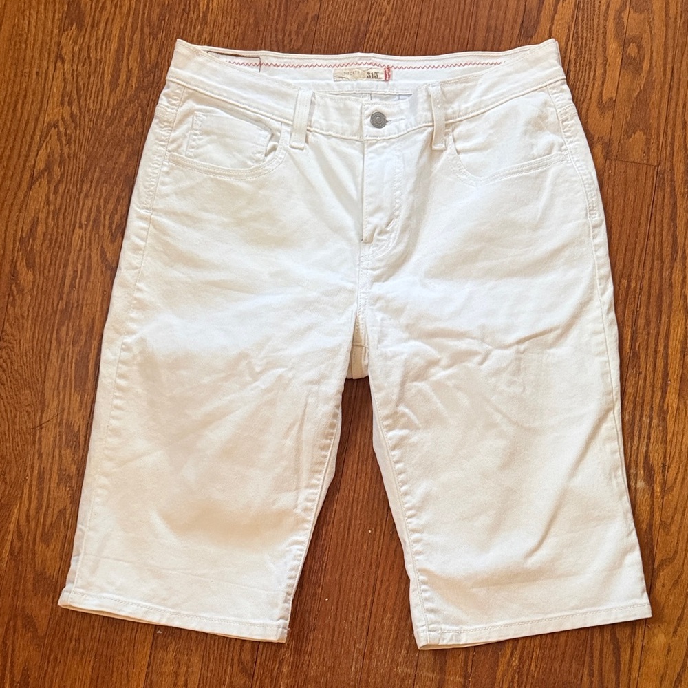Levi's Women's White Denim Bermudas 8
